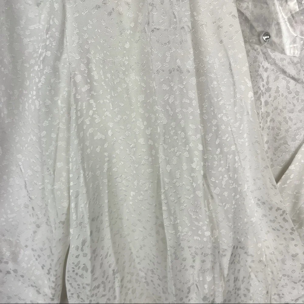 Express NWT white cream leopard blouse small